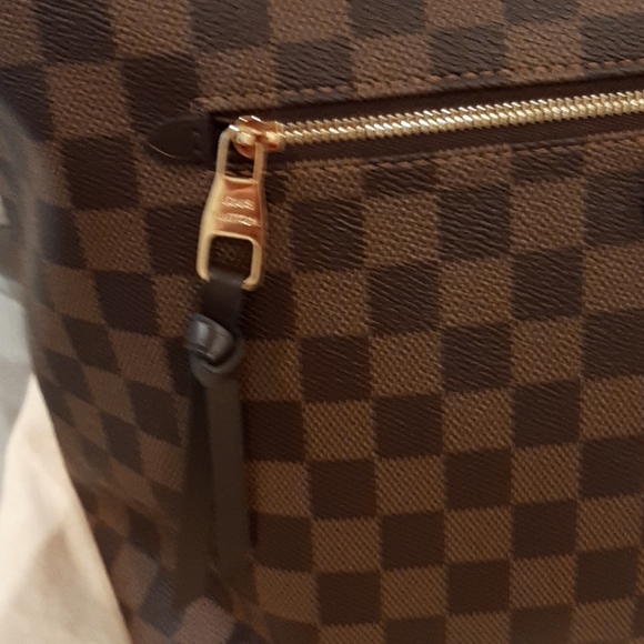 Authentic ๐ฅ๐ฅ๐ฅ MINT Louis Vuitton lena totes - Picture 2 of 14
